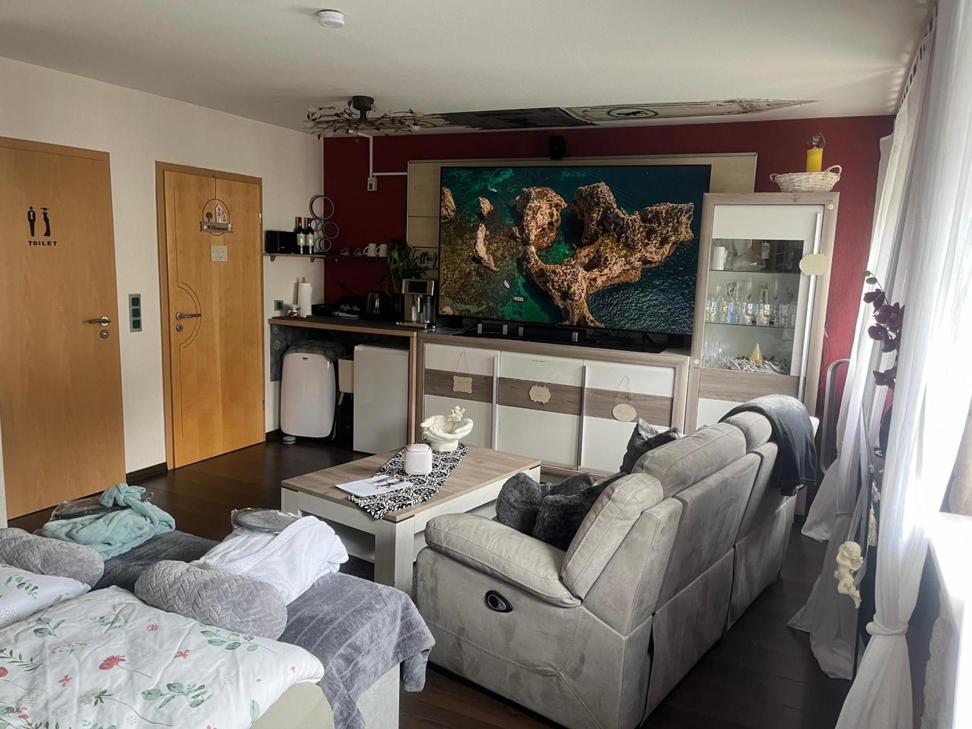 Gaestezimmer In Ratingen Bei Duesseldorf Mit Einem Hauch Luxus Exterior photo